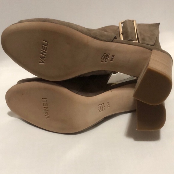 Vaneli Vero Quoio Bisa Peep Toe Booties Tan With Block Heel Size 8.5 - Picture 6 of 9